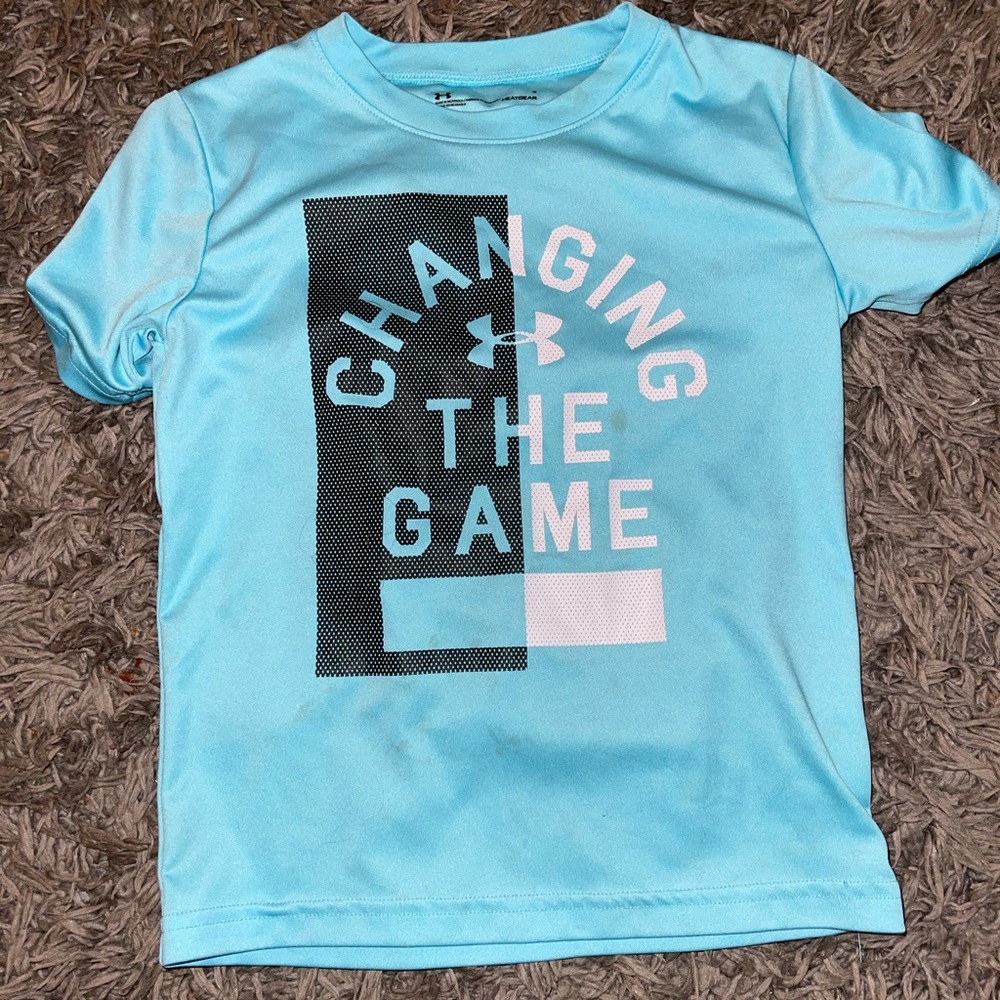 Under armor boys size 6